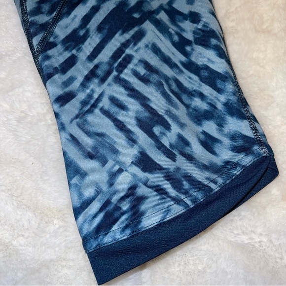 North Face Cropped Leggings - Picture 2 of 11